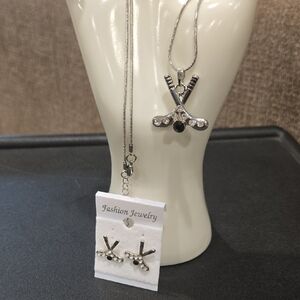 Elegant Silver Necklace and Earring Set